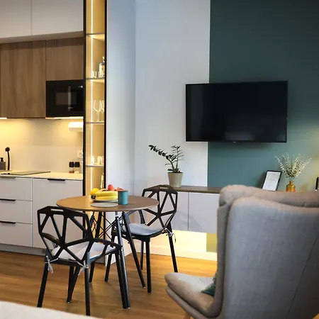 Appartamento Zdziechowskiego With Parking And Ac, Mokotow *