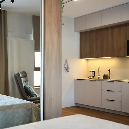 Zdziechowskiego With Parking And Ac, Mokotow Varsavia