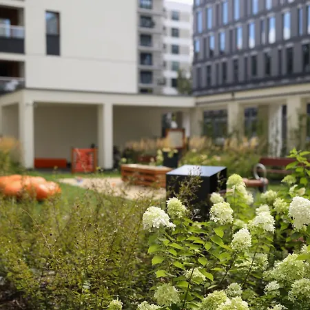 Zdziechowskiego With Parking And Ac, Mokotow 华沙